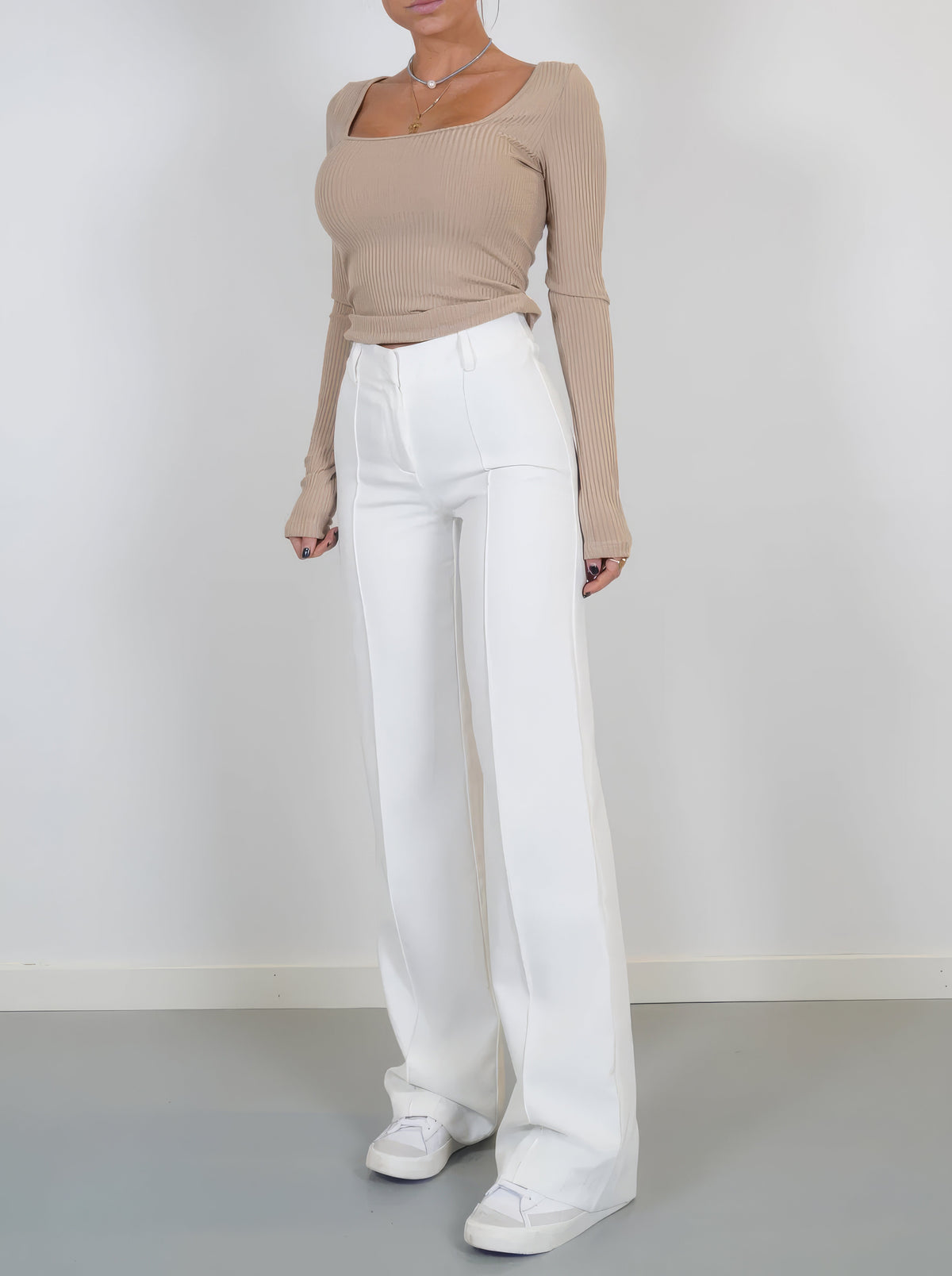 Women's wide-leg palazzo trousers in black