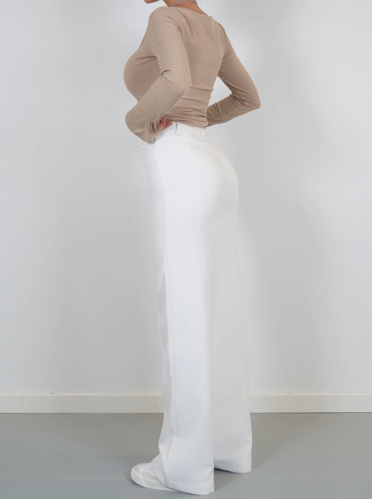Women's wide-leg palazzo trousers in black