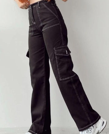 Women's high-waist cargo jeans with pockets in army green