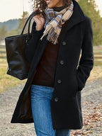 Women's green soft-lined feminine coat for autumn city wear