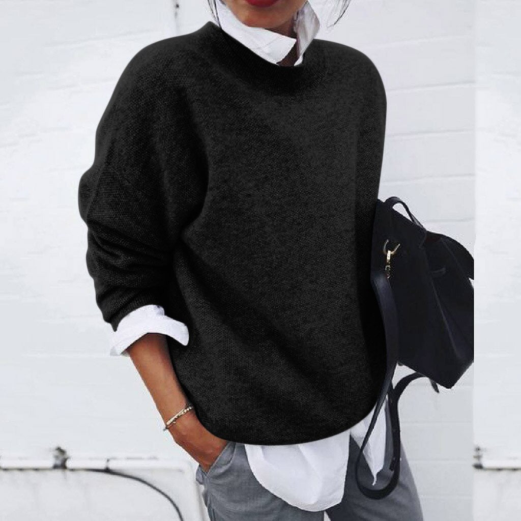 Khaki cashmere jumper with a timeless, elegant shape for layering