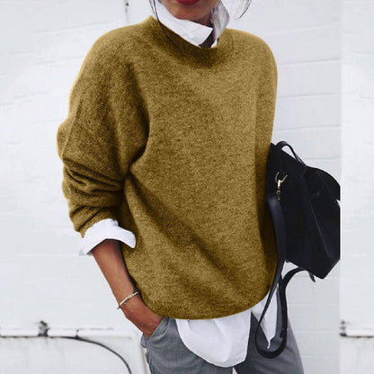 Grey cashmere crew neck jumper with a minimalist, breathable feel