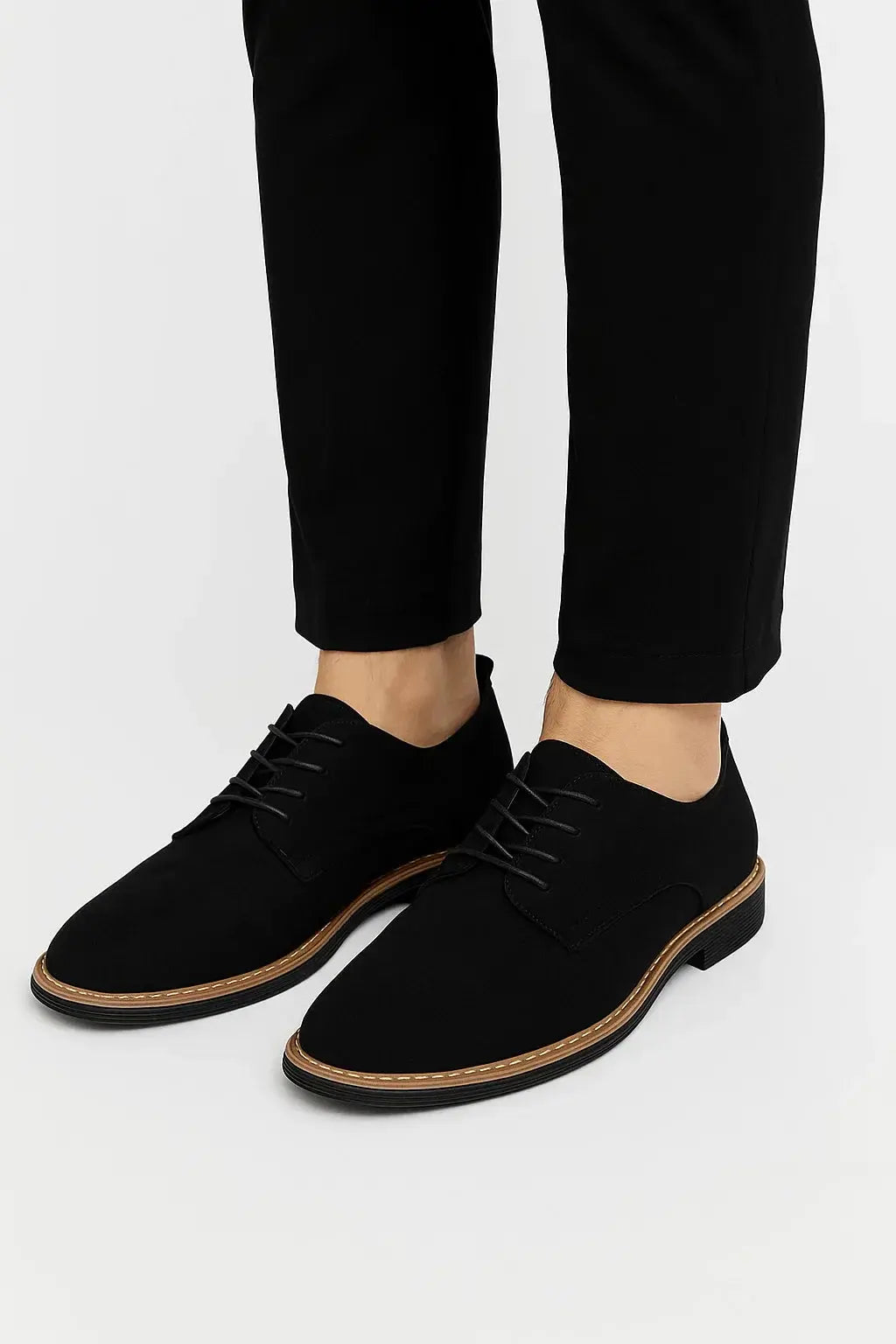 Men's black suede lace-up oxford shoes