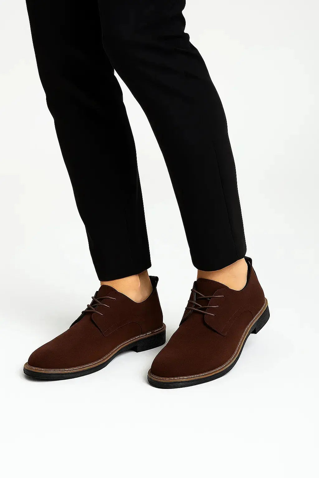 Men's dark brown suede lace-up oxford shoes