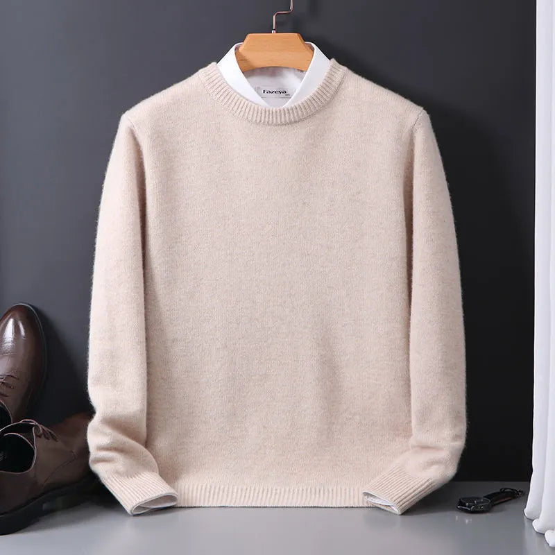 Men's black cashmere crew neck jumper for autumn layering