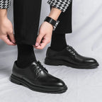 Black patent leather men's Derby shoes with lace-up front