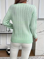 Women's Cable Knit Crew Neck Jumper for Everyday Autumn Wear