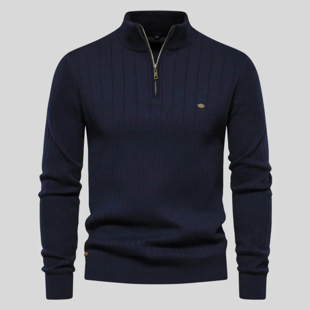 Men's blue soft knitted jumper for everyday autumn wear