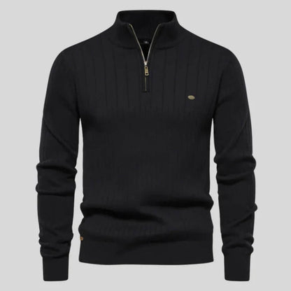 Men's black soft knitted jumper for everyday autumn wear