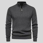 Men's black soft knitted jumper for everyday autumn wear