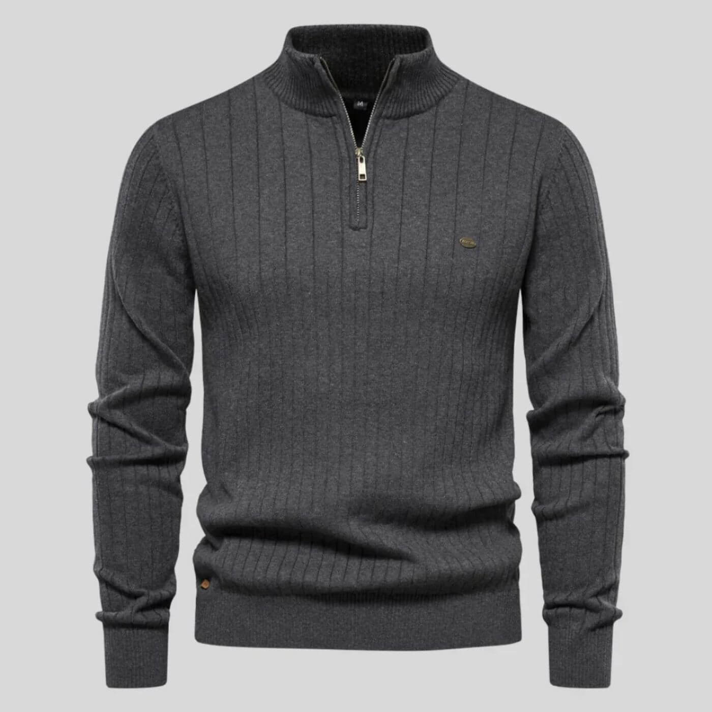 Men's black soft knitted jumper for everyday autumn wear