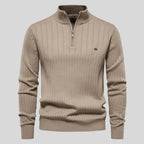 Men's black soft knitted jumper for everyday autumn wear