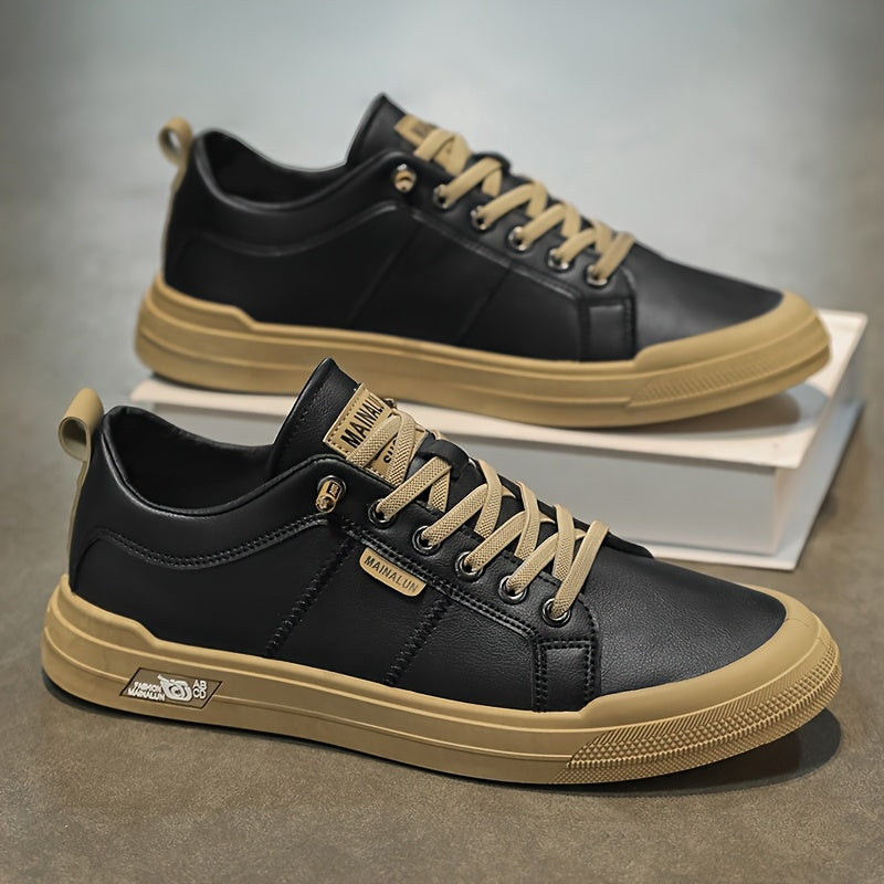 Men's outdoor walking trainers with chunky tread sole
