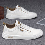 Men's outdoor walking trainers with chunky tread sole