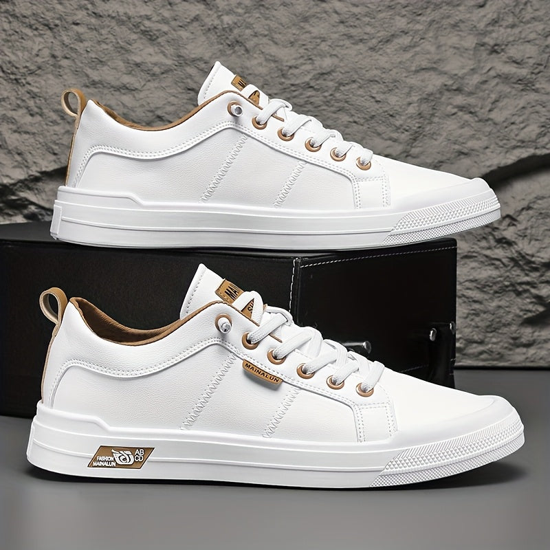 Men's outdoor walking trainers with chunky tread sole