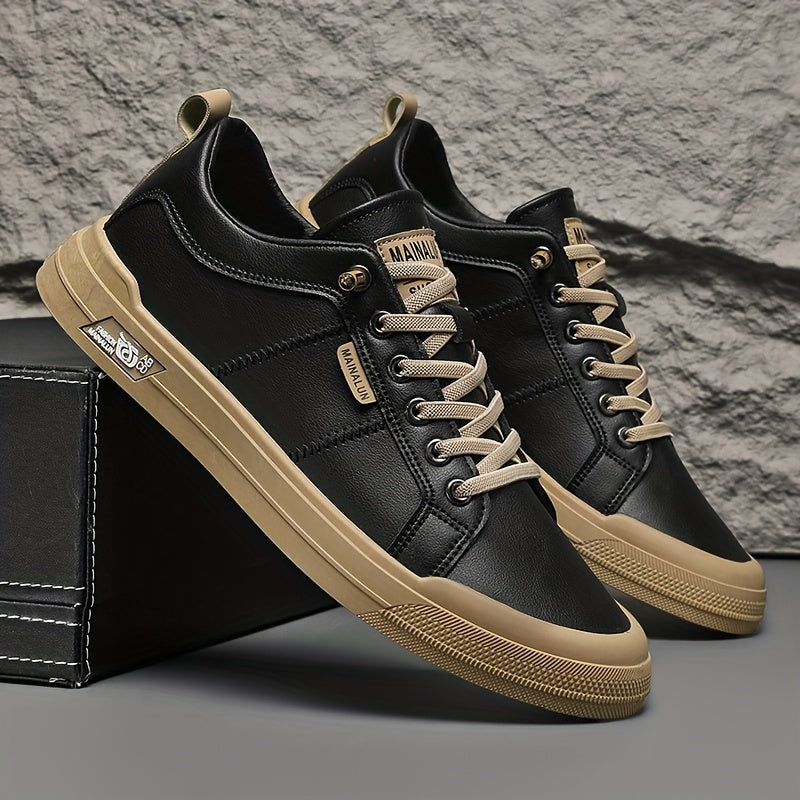 Men's outdoor walking trainers with chunky tread sole