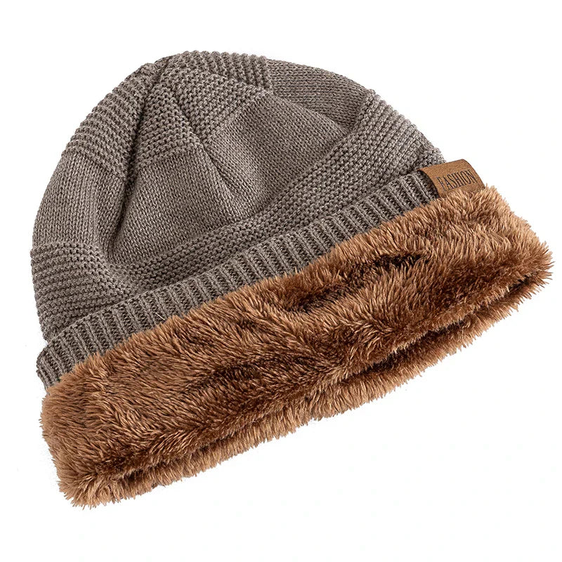 Unisex black fleece-lined beanie with a snug knitted fit