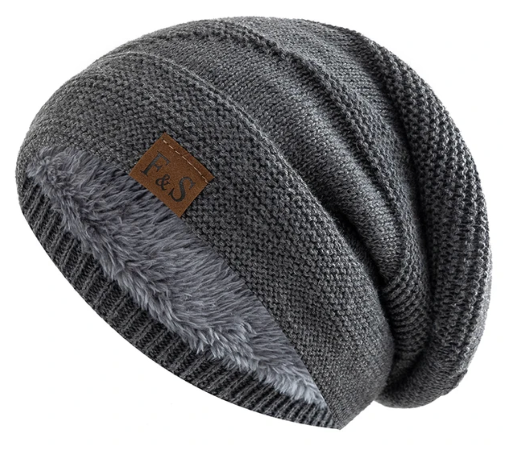 Unisex khaki fleece-lined beanie with a snug knitted fit