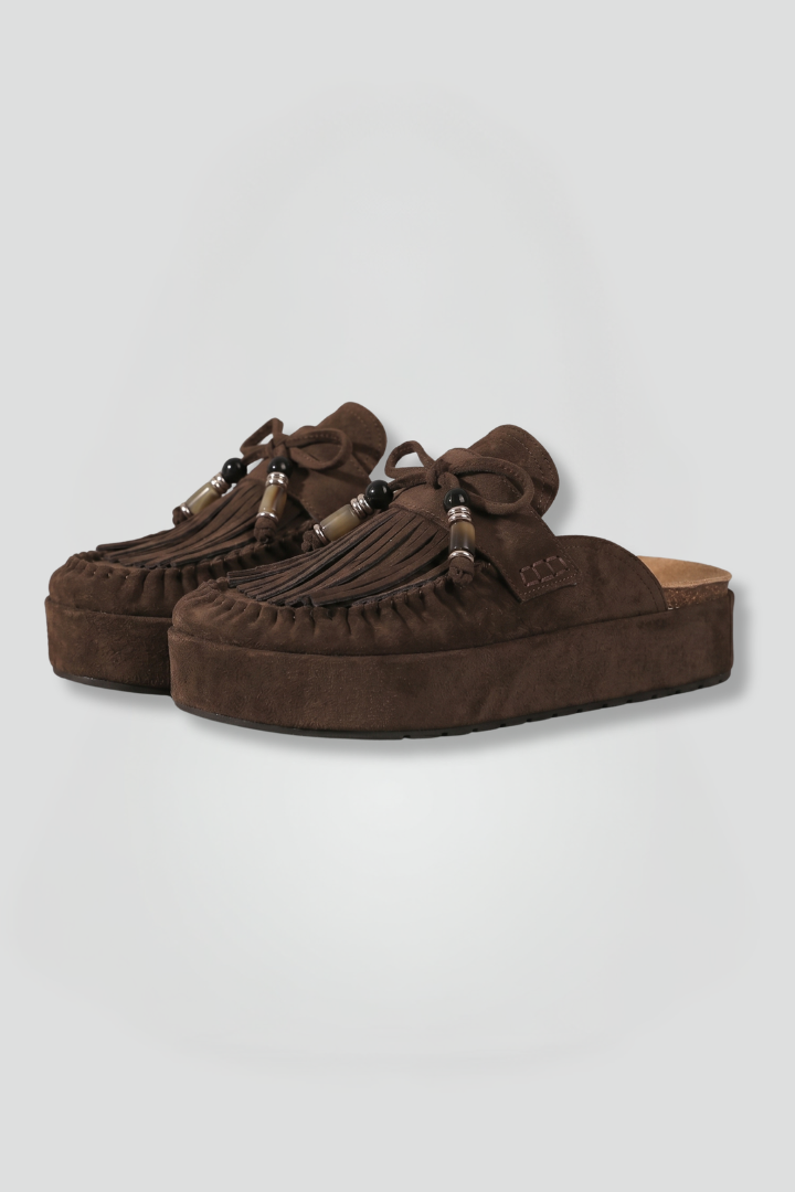 Leather sandals with round toe and slip-on fit, product still life