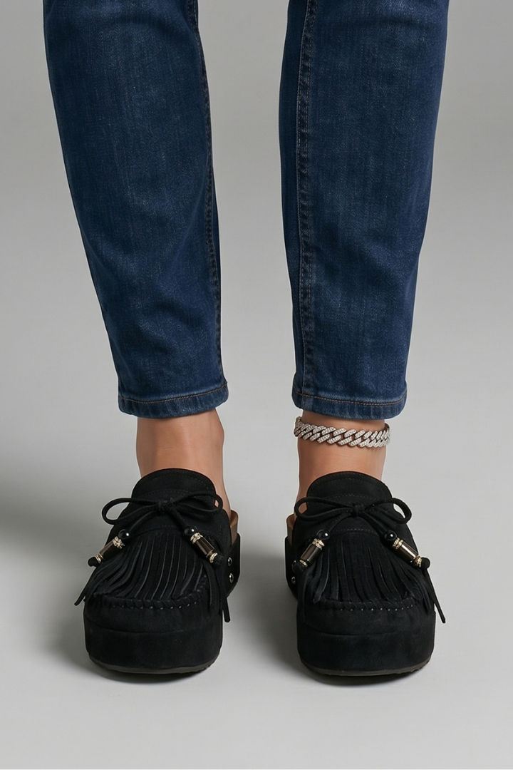 Leather sandals with round toe and slip-on fit, product still life