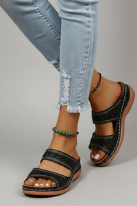Zinnia | Women's Dual-Strap Sliders