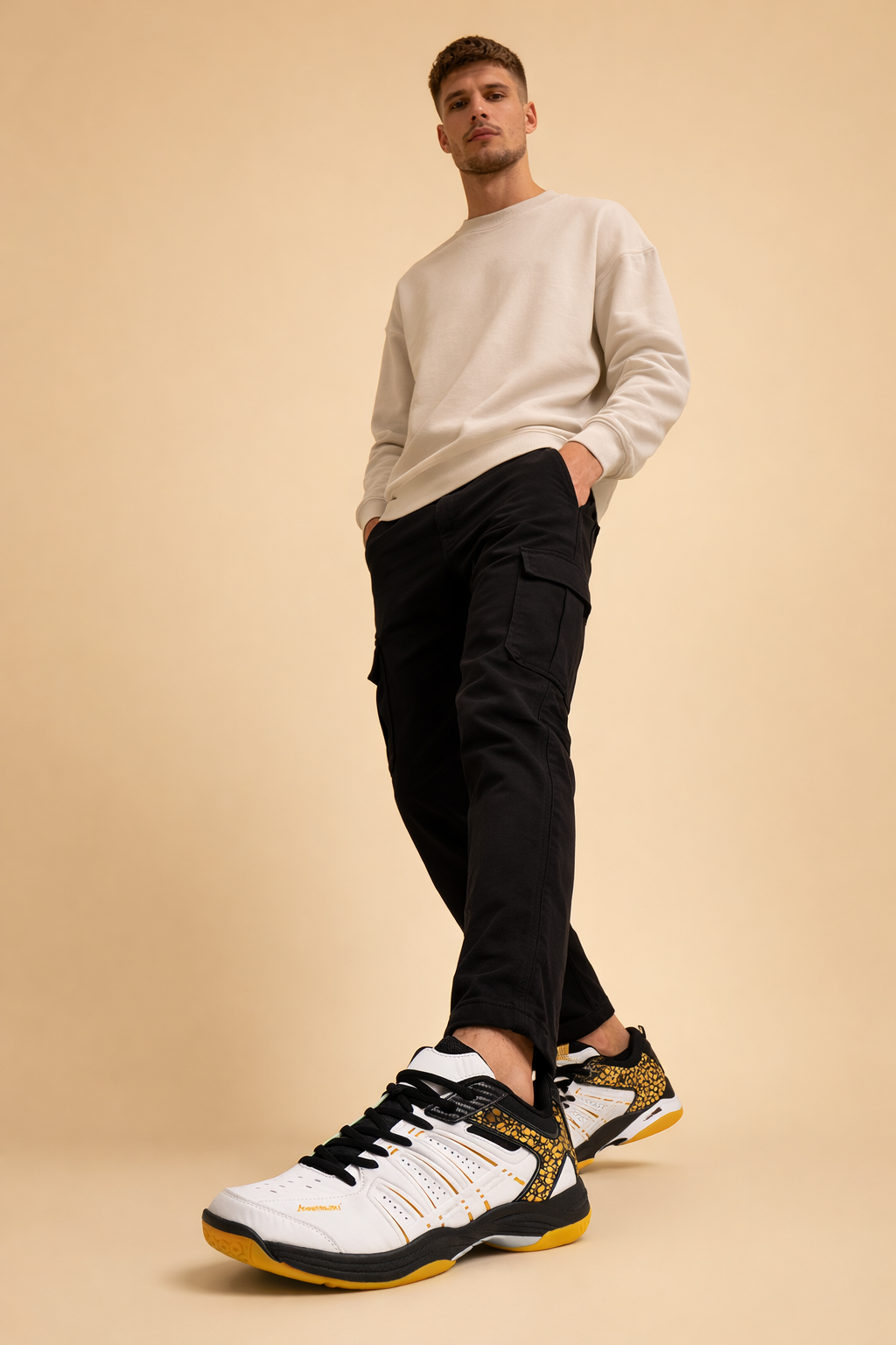 White men's lightweight sports trainers with an anti-slip sole