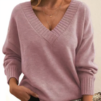 Pink pure cashmere V-neck jumper with a graceful classic fit for autumn